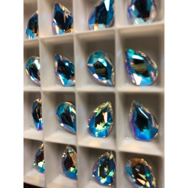 2303 Swarovski Pear Crystal Shimmer - OceanNailSupply