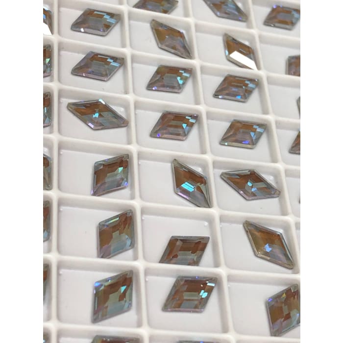 2773 Swarovski Diamond Shape Serene Gray DeLite - OceanNailSupply
