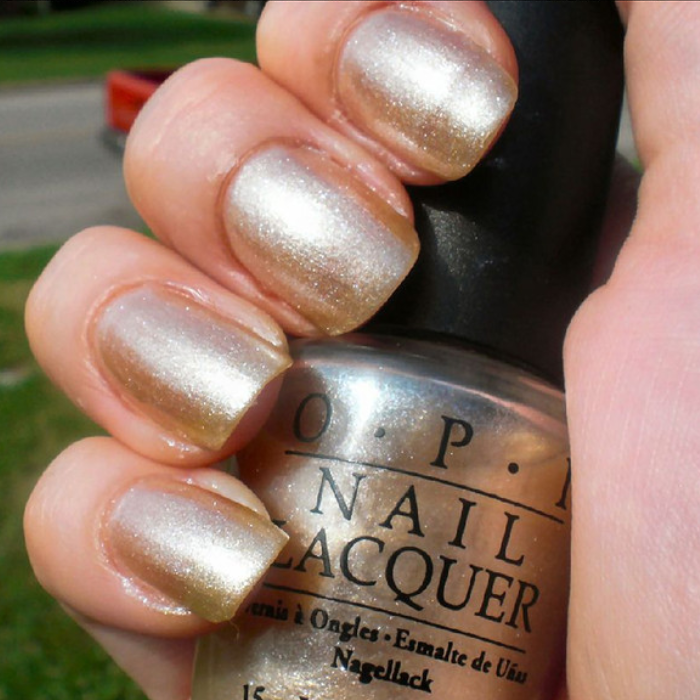OPI Nail Lacquer - Up Front & Personal 0.5 oz - #NLB33