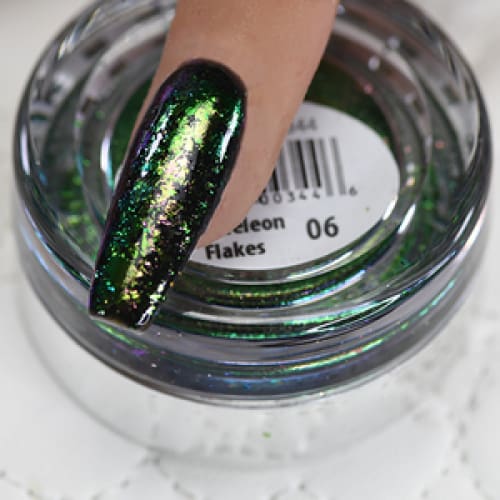 Cre8tion Chameleon Flakes Nail Art Effect 0.5g 06 - OceanNailSupply