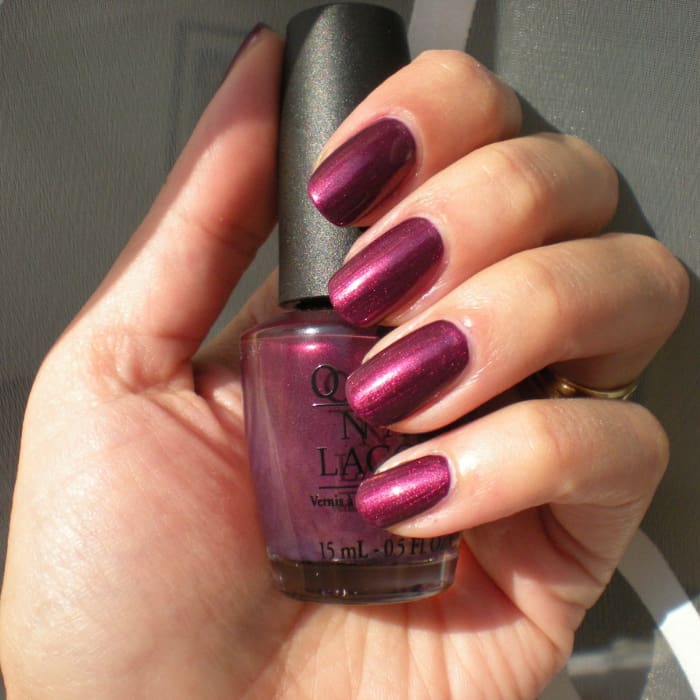 OPI Nail Lacquer - Diva of Geneva - #NLZ17 - OceanNailSupply