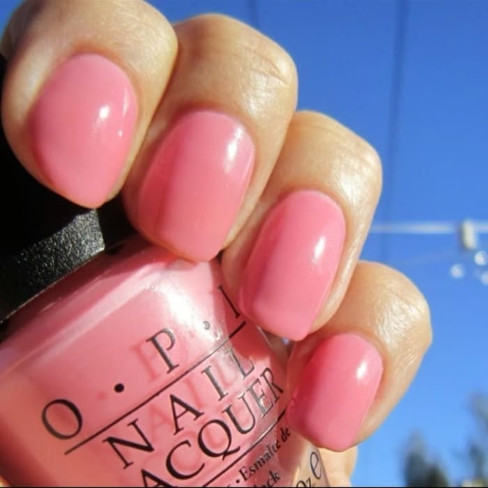 OPI Nail Lacquer - Heart Throb 0.5 oz - #NLH18 - OceanNailSupply
