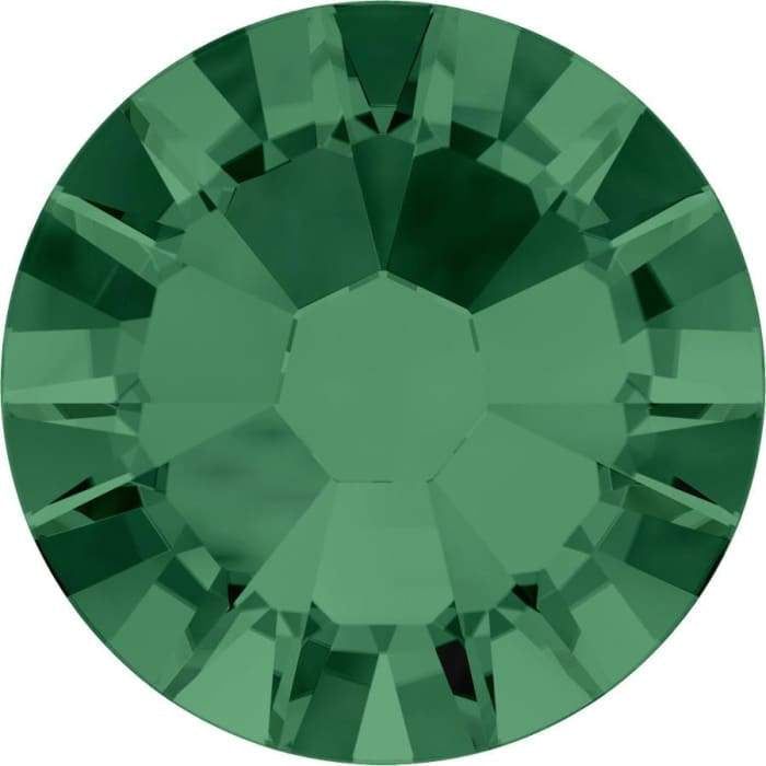 2058/88 Swarovski Emerald - OceanNailSupply