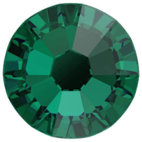 2058/88 Swarovski Emerald - OceanNailSupply