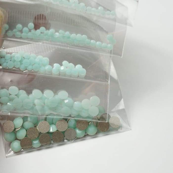 Swarovski Mixed Size Collection - OceanNailSupply