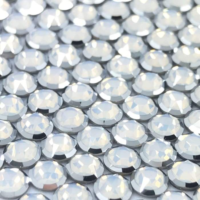 2088/I Swarovski White Opal Light Chrome Rimmed RG Backing - OceanNailSupply