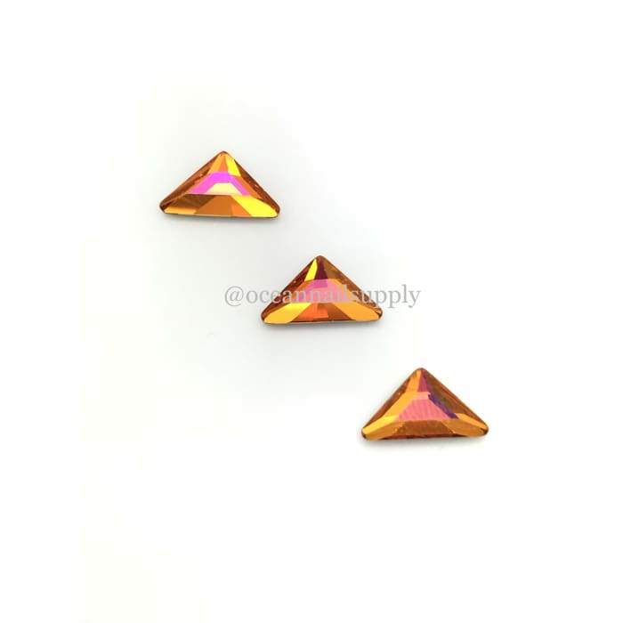 2740 Swarovski Triangle Gamma Astral Pink - OceanNailSupply