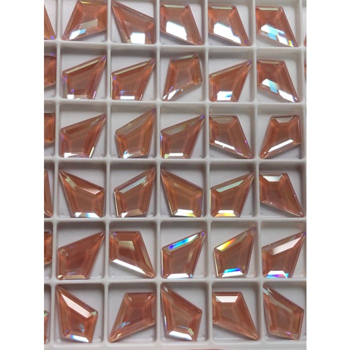 2771 Swarovski Kite Dusty Pink Delite - OceanNailSupply