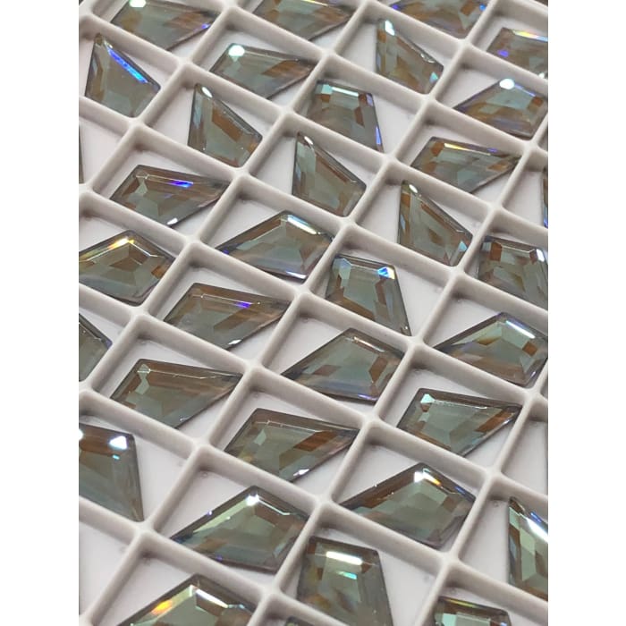 2771 Swarovski Kite Serene Gray Delite - OceanNailSupply