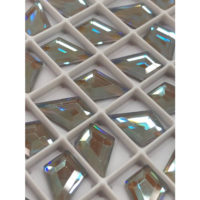 2771 Swarovski Kite Serene Gray Delite - OceanNailSupply