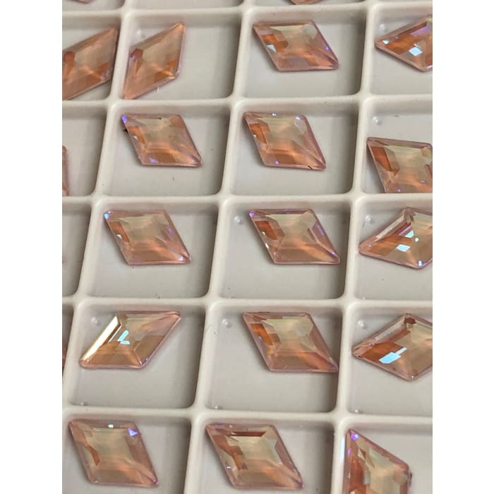 2773 Swarovski Diamond Shape Dusty Pink DeLite UF - OceanNailSupply