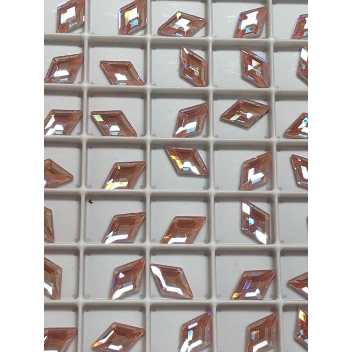 2773 Swarovski Diamond Shape Dusty Pink DeLite UF - OceanNailSupply