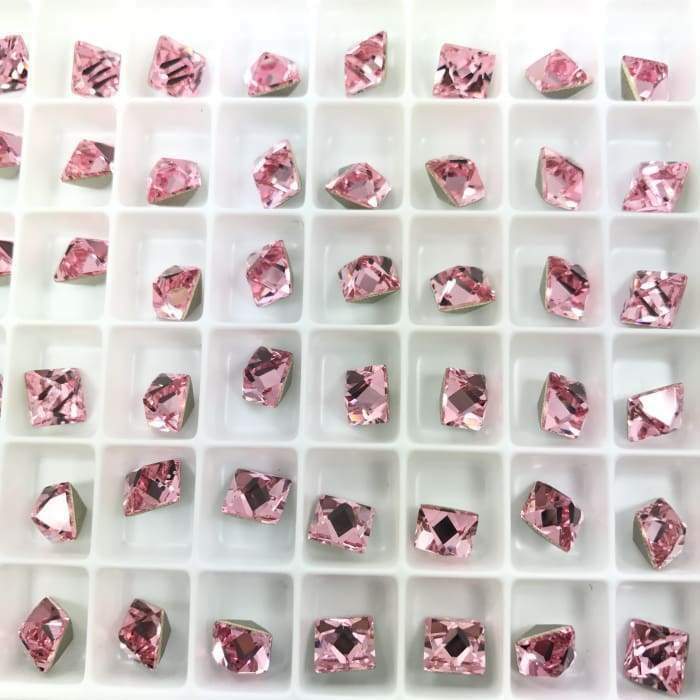 4418 Swarovski Pointed Pyramid Fancy Collection - OceanNailSupply
