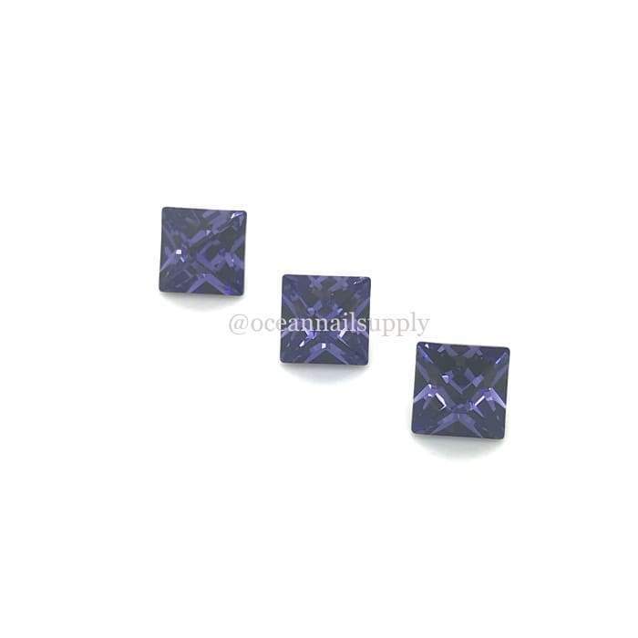 4418 Swarovski Pointed Pyramid Fancy Collection - OceanNailSupply