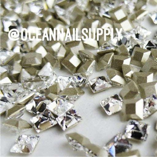 4428 Swarovski Pointed Pyramid Fancy Collection - OceanNailSupply