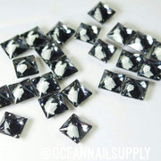 4447 Swarovski Pointed Square Flatback Silver Night - OceanNailSupply