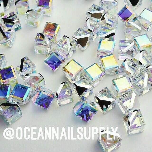 4841 Swarovski Cube Colors — OceanNailSupply