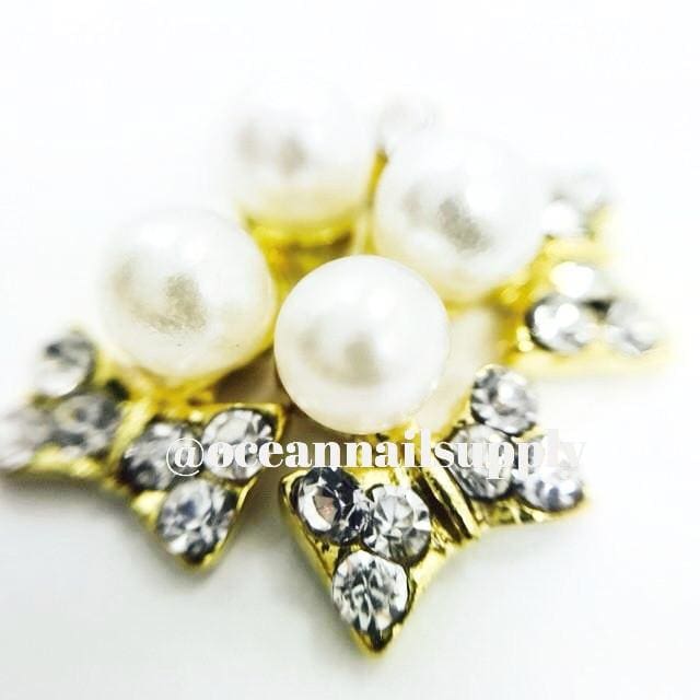 Charms - A002 Gold Bow with crystal and pearl - OceanNailSupply