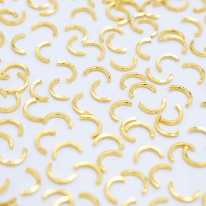 Japanese Decoration - Gold Semi Circle - OceanNailSupply