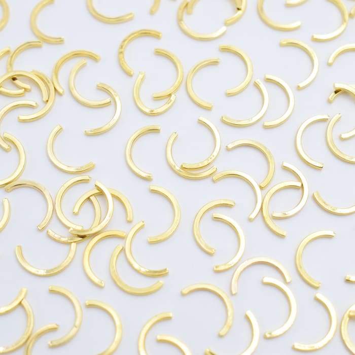 Japanese Decoration - Gold Semi Circle - OceanNailSupply