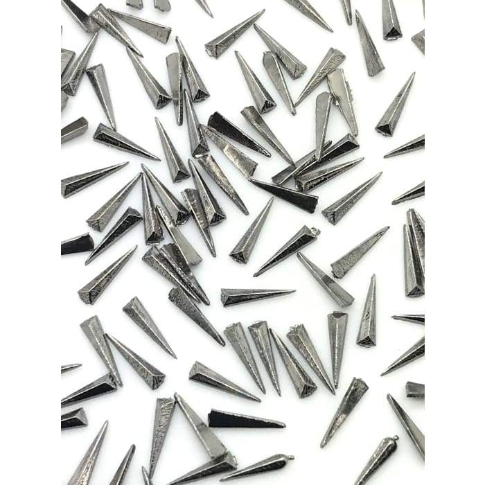 Japanese Studs 3D Long Pyramid - OceanNailSupply