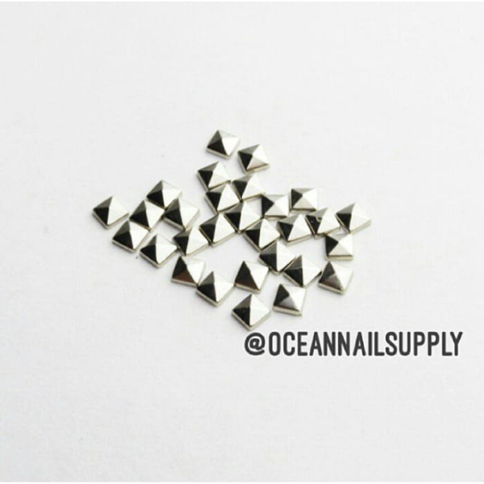 Pyramid Metal Studs/Cone Stud - OceanNailSupply