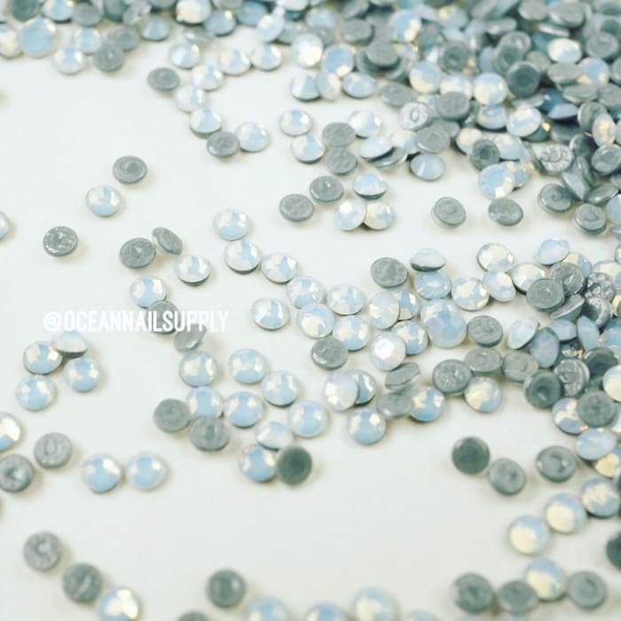 2058/88 Swarovski White Opal - OceanNailSupply
