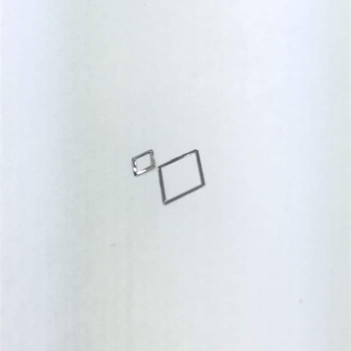 Thin Frame Silver Rhombus Frame - OceanNailSupply